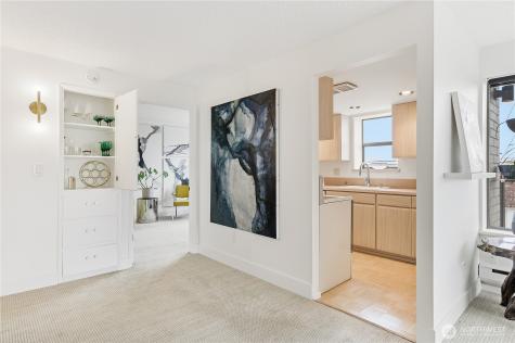 912 3rd Avenue W Seattle WA 98119