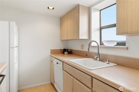 912 3rd Avenue W Seattle WA 98119