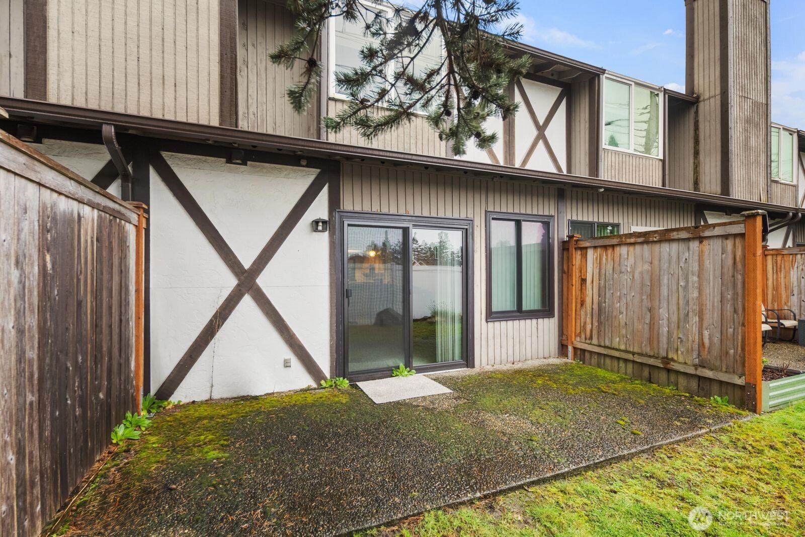 323 SW 112th Street Seattle WA 98146