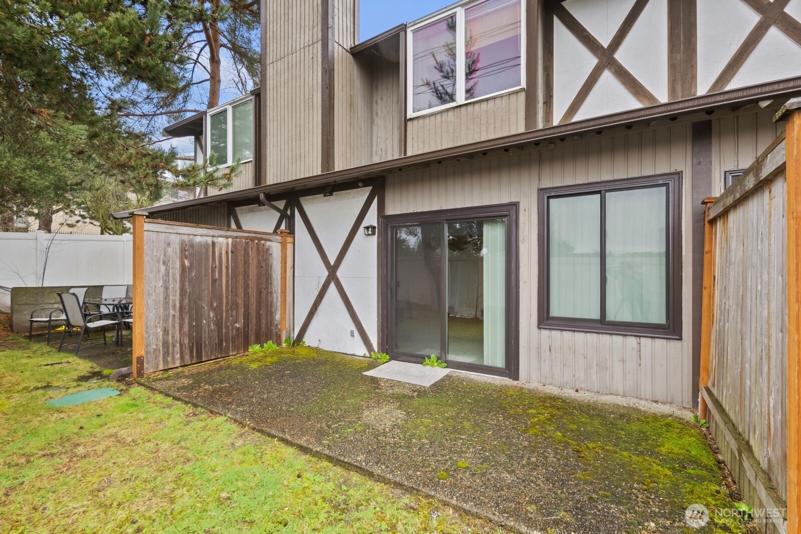 323 SW 112th Street Seattle WA 98146