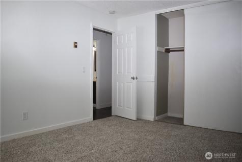 33025 18th Place Federal Way WA 98003