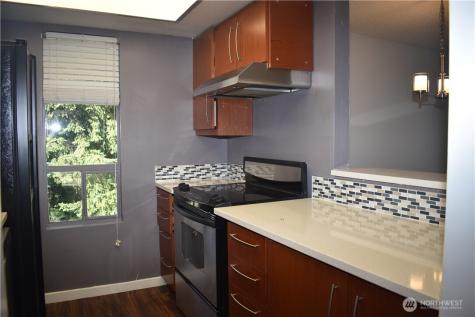 33025 18th Place Federal Way WA 98003