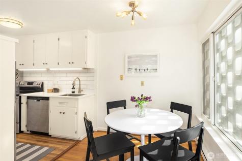2524 Boyer Avenue E Seattle WA 98102