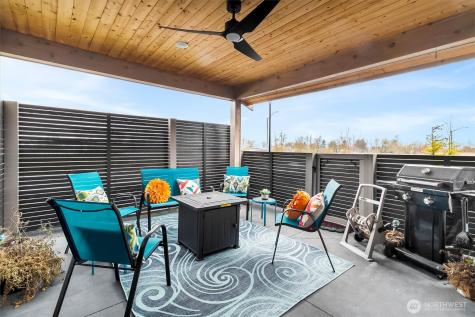 212 Riverwalk Drive Lynden WA 98264