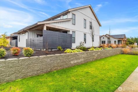 212 Riverwalk Drive Lynden WA 98264