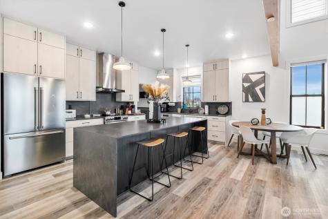 212 Riverwalk Drive Lynden WA 98264