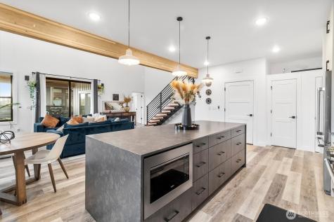 212 Riverwalk Drive Lynden WA 98264