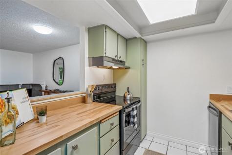 33011 18th Place S Federal Way WA 98003
