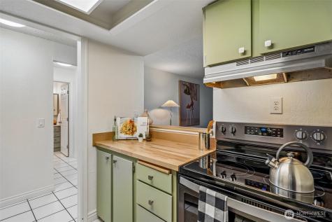 33011 18th Place S Federal Way WA 98003
