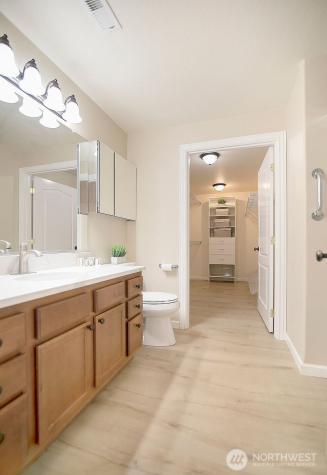 18 Willow Point Loop Longview WA 98632