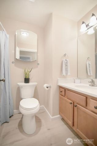 18 Willow Point Loop Longview WA 98632