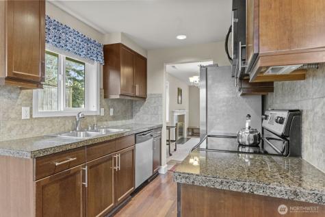 5702 N 33rd Tacoma WA 98407