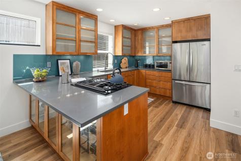 219 12th Avenue E Seattle WA 98102