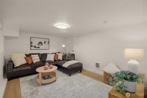 14321 Interlake Avenue N Seattle WA 98133