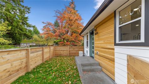 14321 Interlake Avenue N Seattle WA 98133