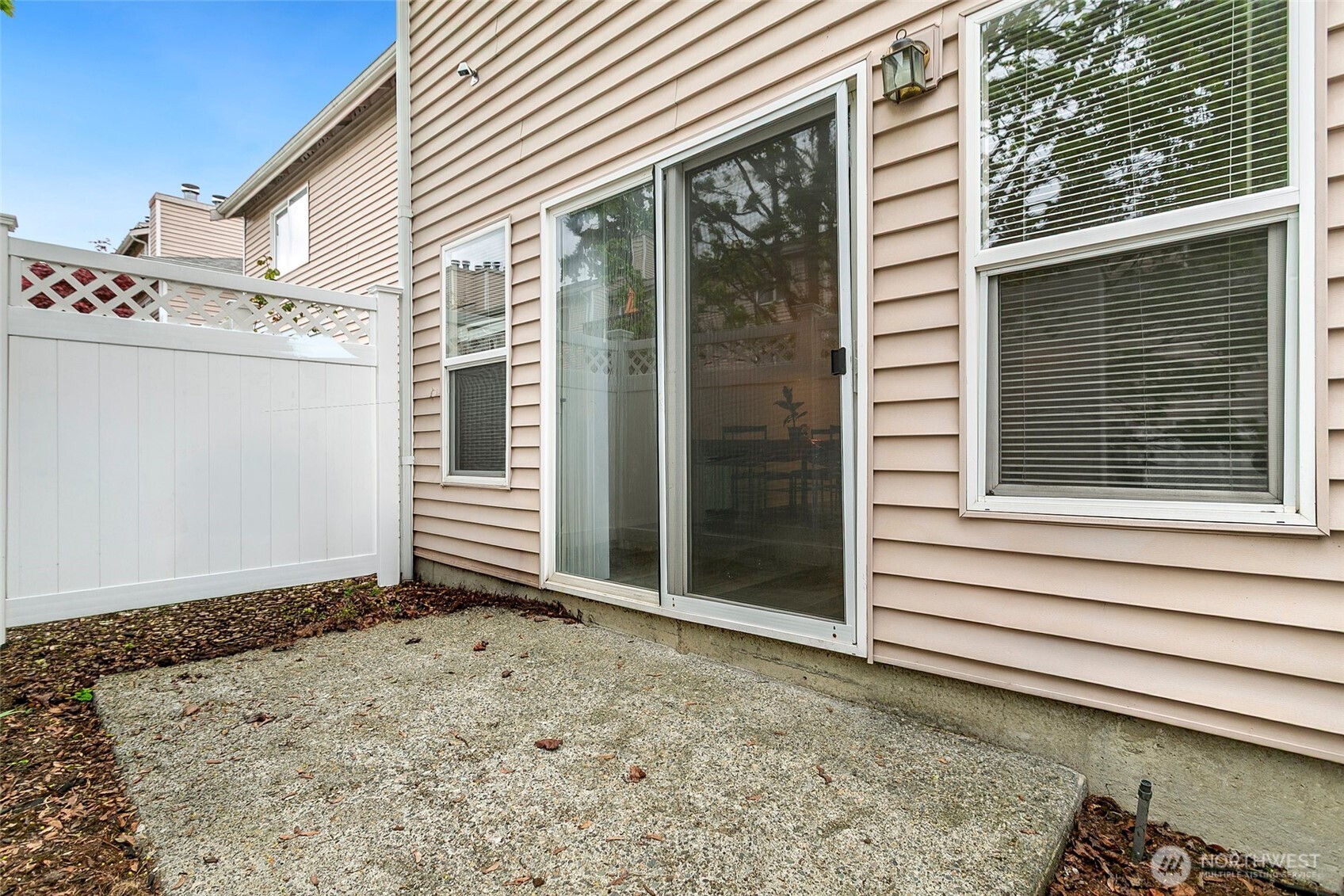 1825 S 330th Street Federal Way WA 98003