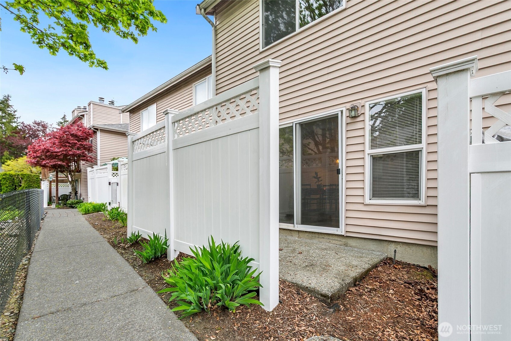 1825 S 330th Street Federal Way WA 98003