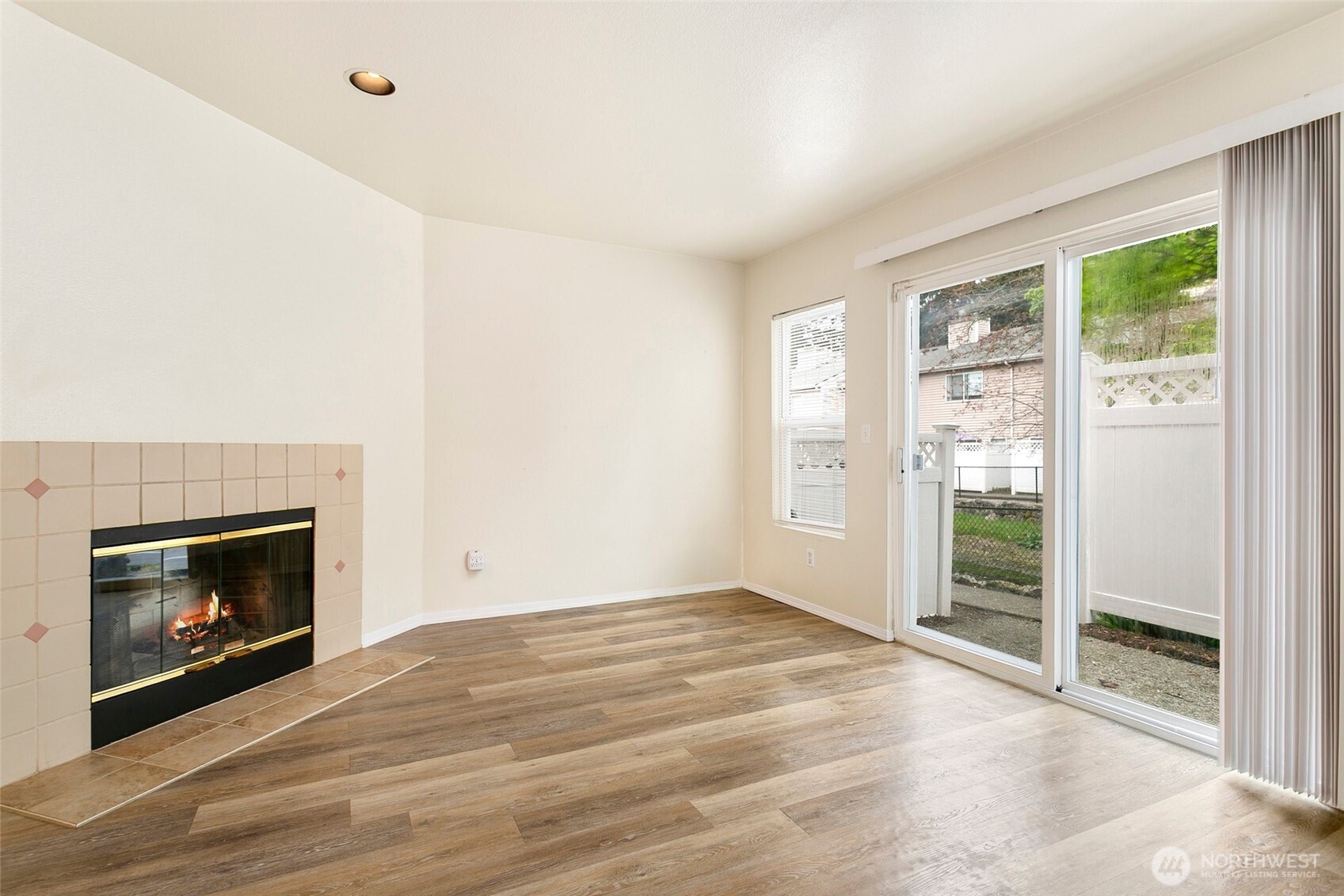 1825 S 330th Street Federal Way WA 98003