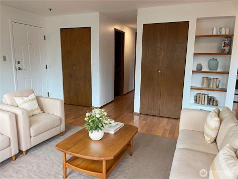731 N 94th Street Seattle WA 98103