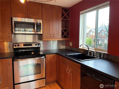 731 N 94th Street Seattle WA 98103