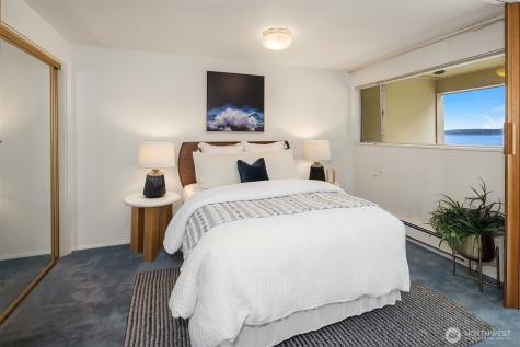 1600 43rd Avenue E Seattle WA 98112