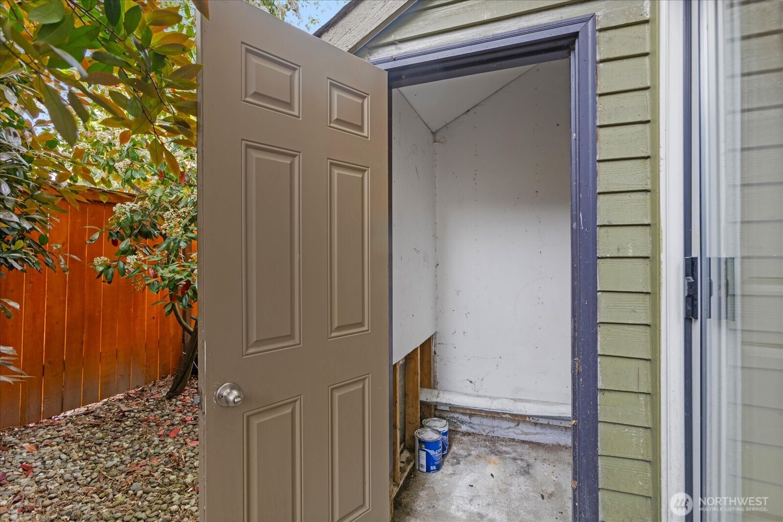 412 Center Road Everett WA 98204