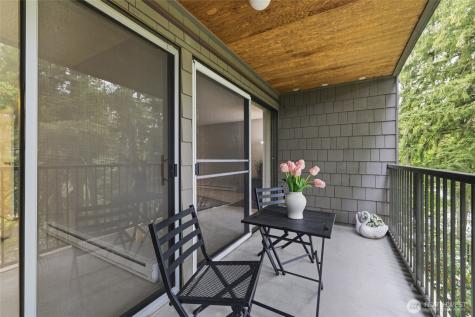 6702 139th Avenue NE Redmond WA 98052
