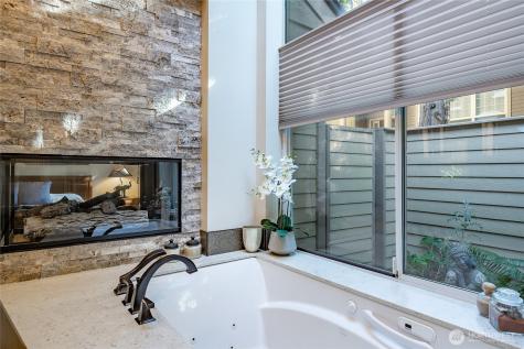 9038 Gleneagle Drive Blaine WA 98230