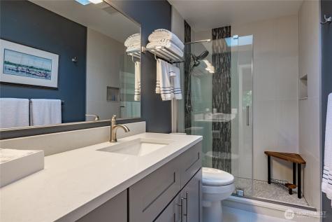 9038 Gleneagle Drive Blaine WA 98230
