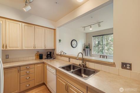 13000 Admiralty Way Everett WA 98204