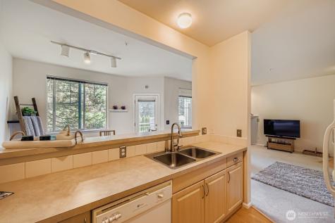 13000 Admiralty Way Everett WA 98204