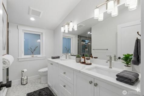 8817 Densmore Avenue N Seattle WA 98103