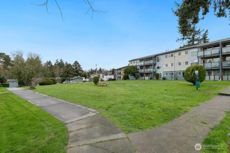 15146 65th Avenue S Tukwila WA 98188