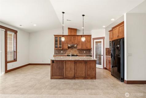 1051 N Baker Avenue East Wenatchee WA 98802