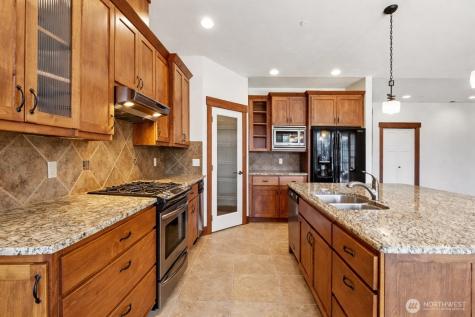 1051 N Baker Avenue East Wenatchee WA 98802
