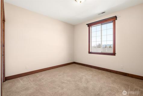 1051 N Baker Avenue East Wenatchee WA 98802