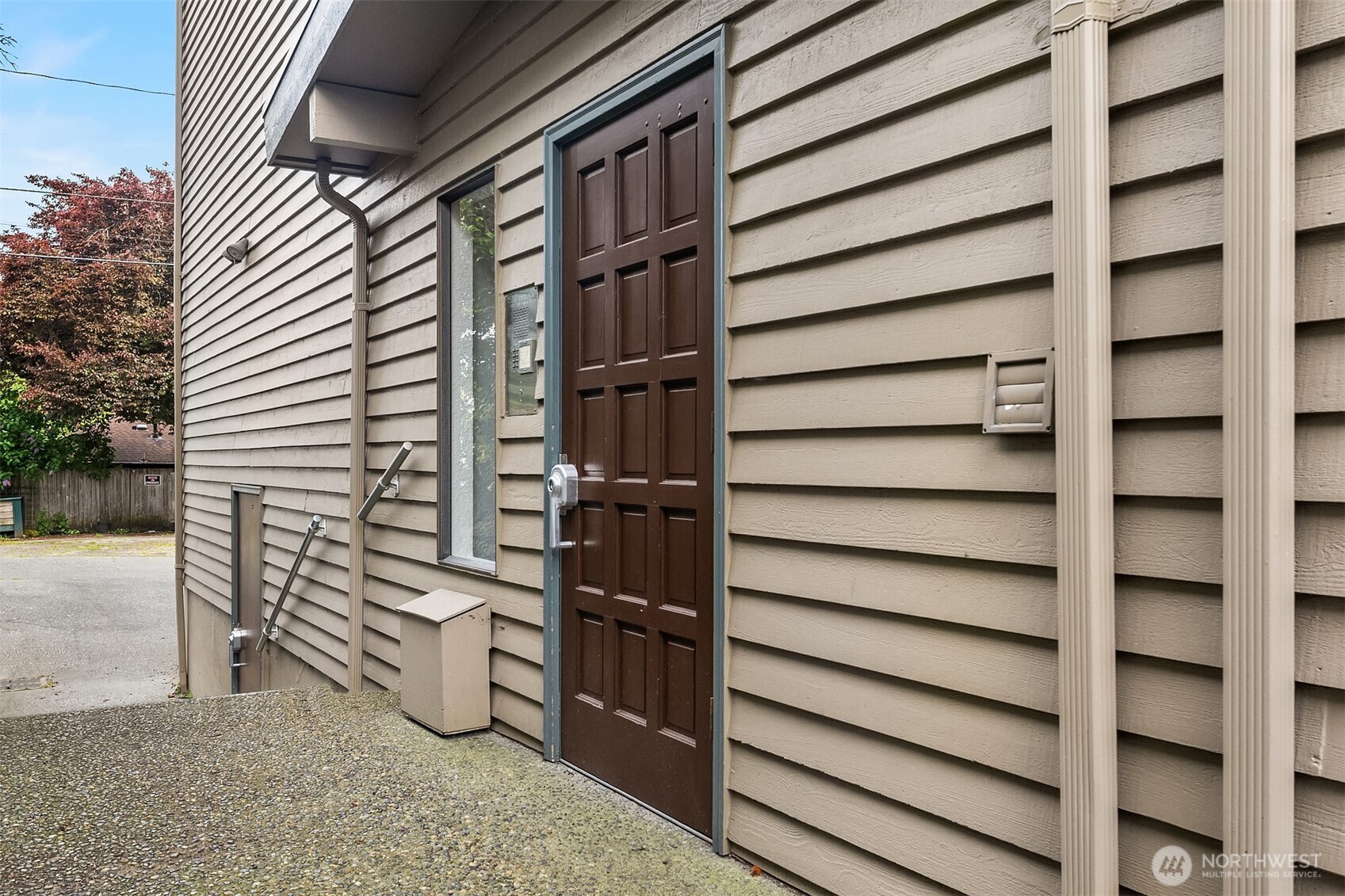 7518 24th Avenue NW Seattle WA 98117