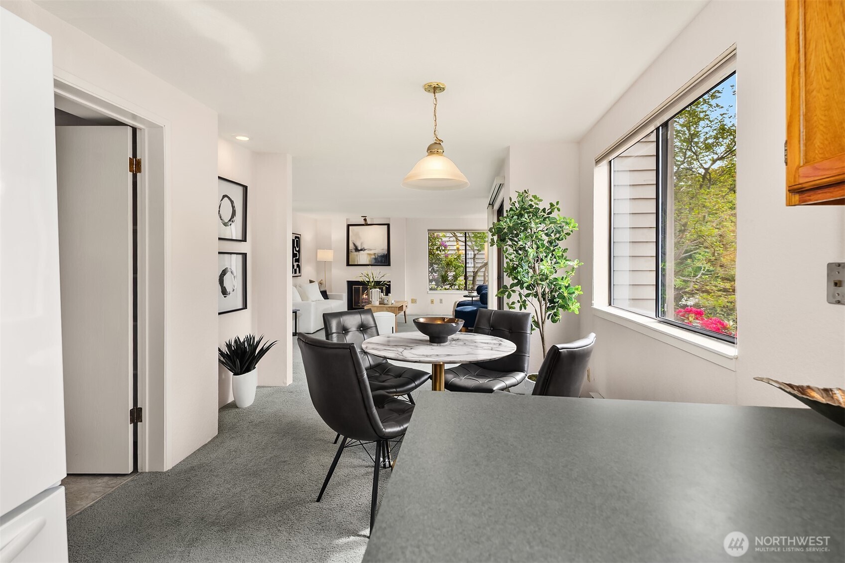 7518 24th Avenue NW Seattle WA 98117