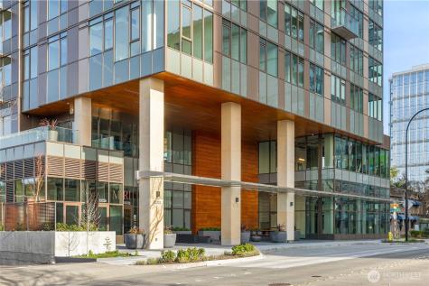 10232 NE 10th Street Bellevue WA 98004