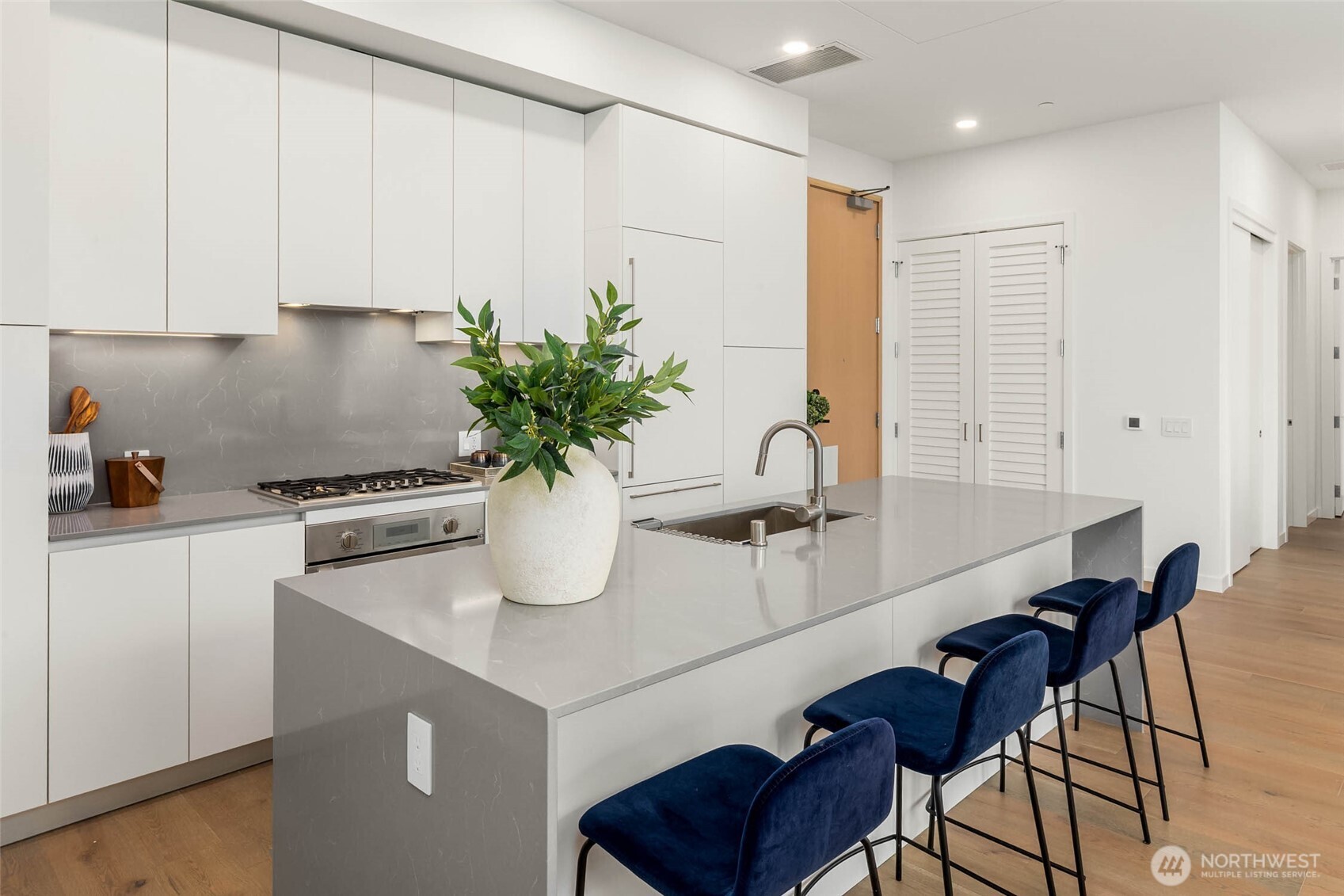 10232 NE 10th Street Bellevue WA 98004