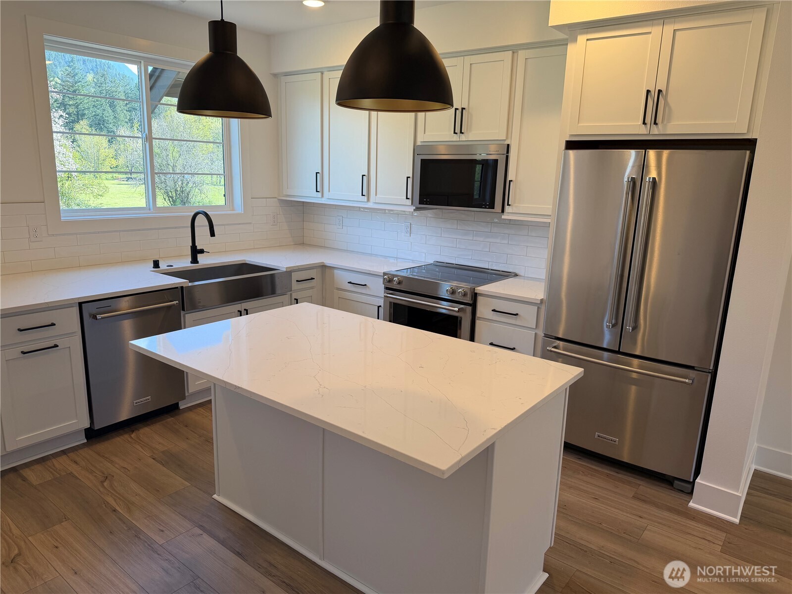 1944 SE 12th Street North Bend WA 98045