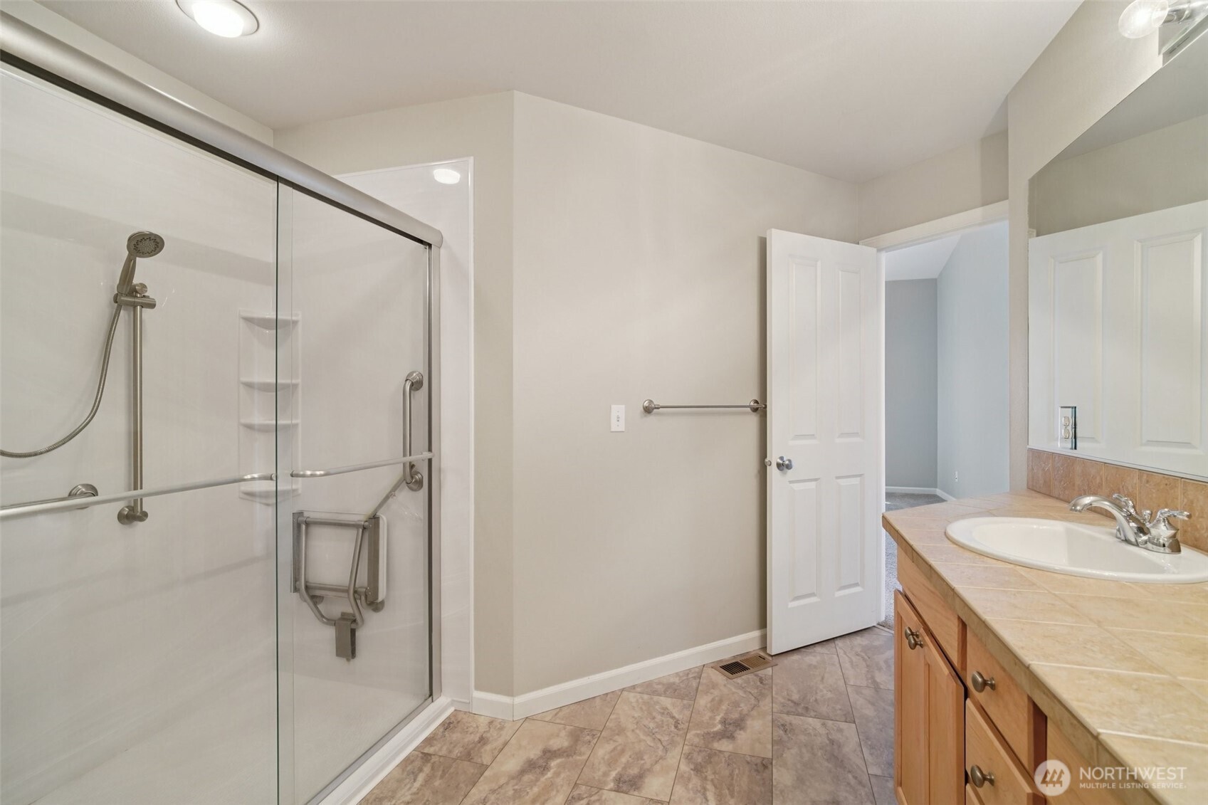 5909 Panorama Drive SE Auburn WA 98092