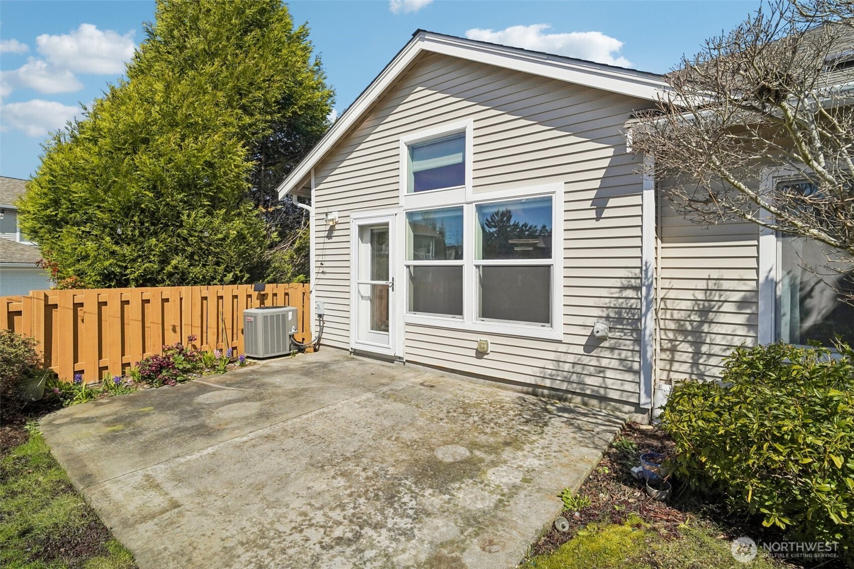 5909 Panorama Drive SE Auburn WA 98092