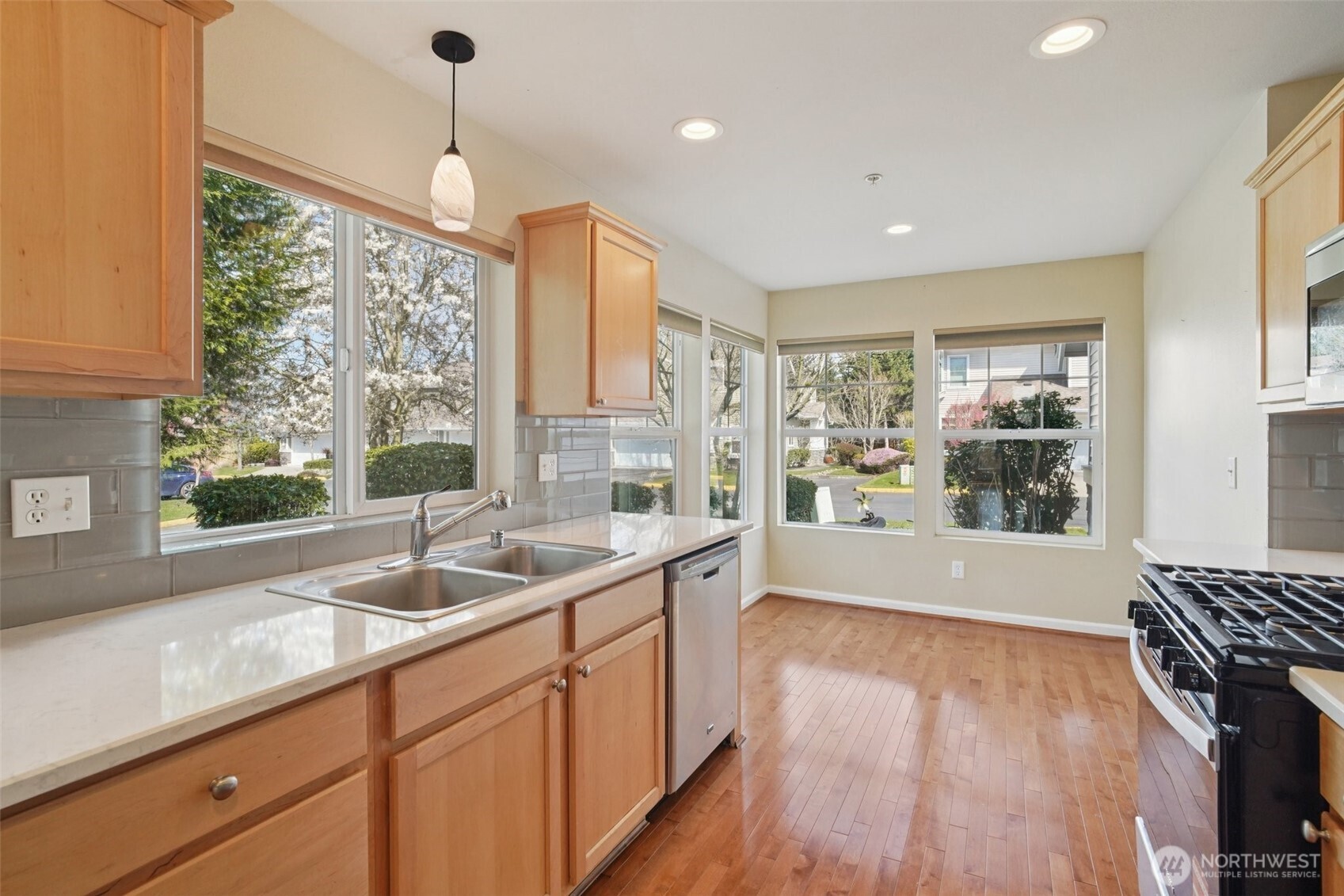 5909 Panorama Drive SE Auburn WA 98092