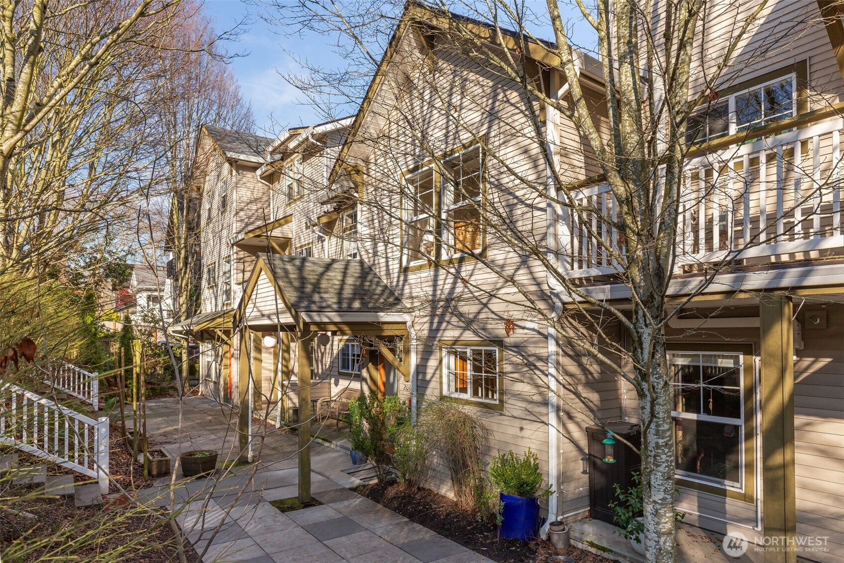 206 24th Avenue E Seattle WA 98112