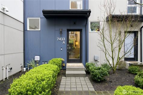 7433 4th Avenue NE Seattle WA 98115