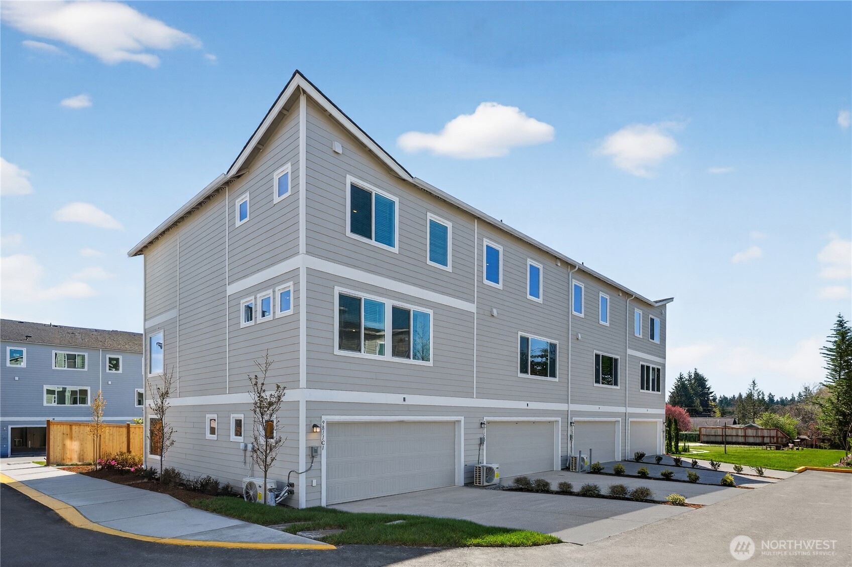 9811 31st Avenue SE Everett WA 98208