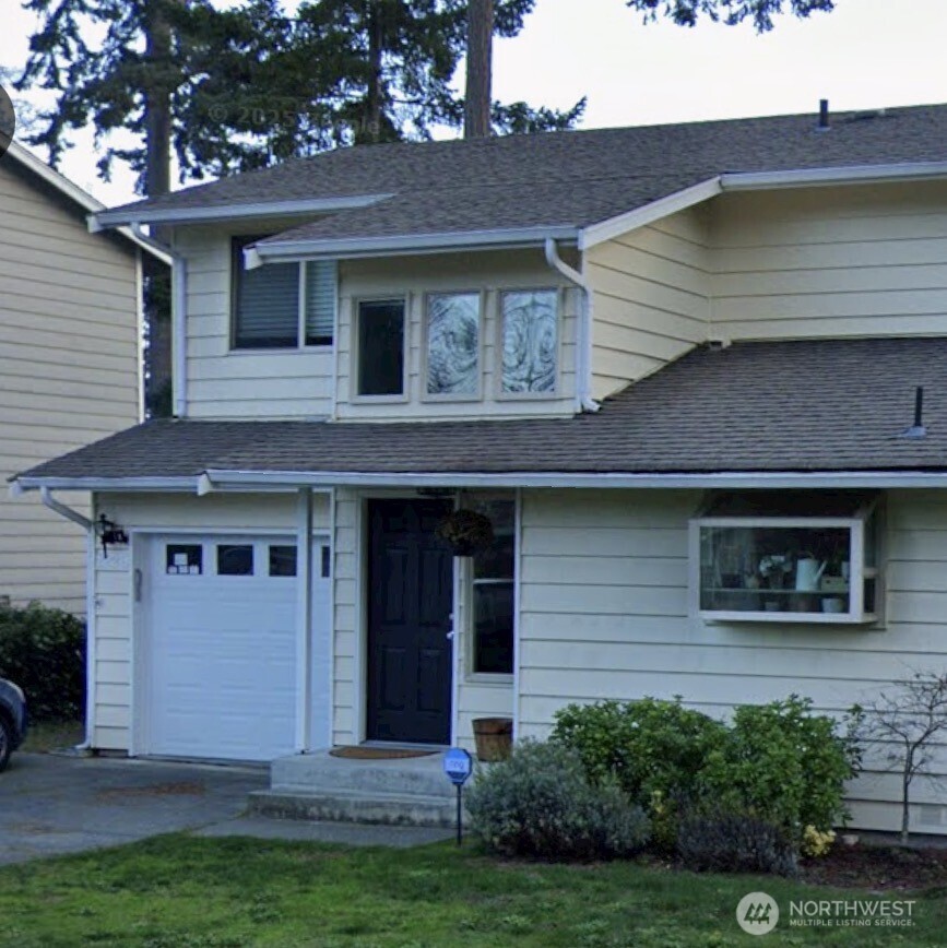 1228 Lanyard Loop Oak Harbor WA 98277