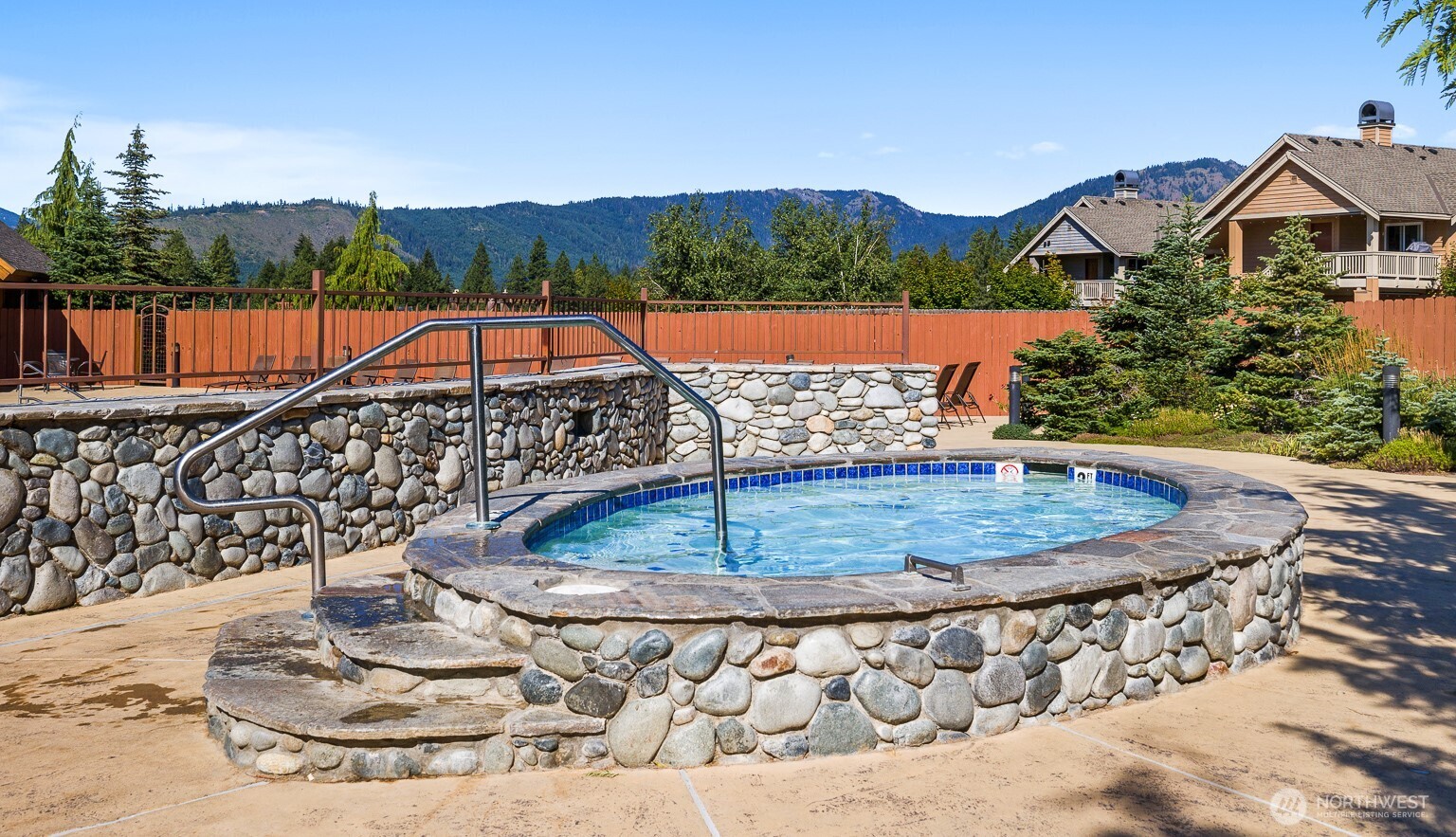 231 Clearwater Loop Ronald WA 98940