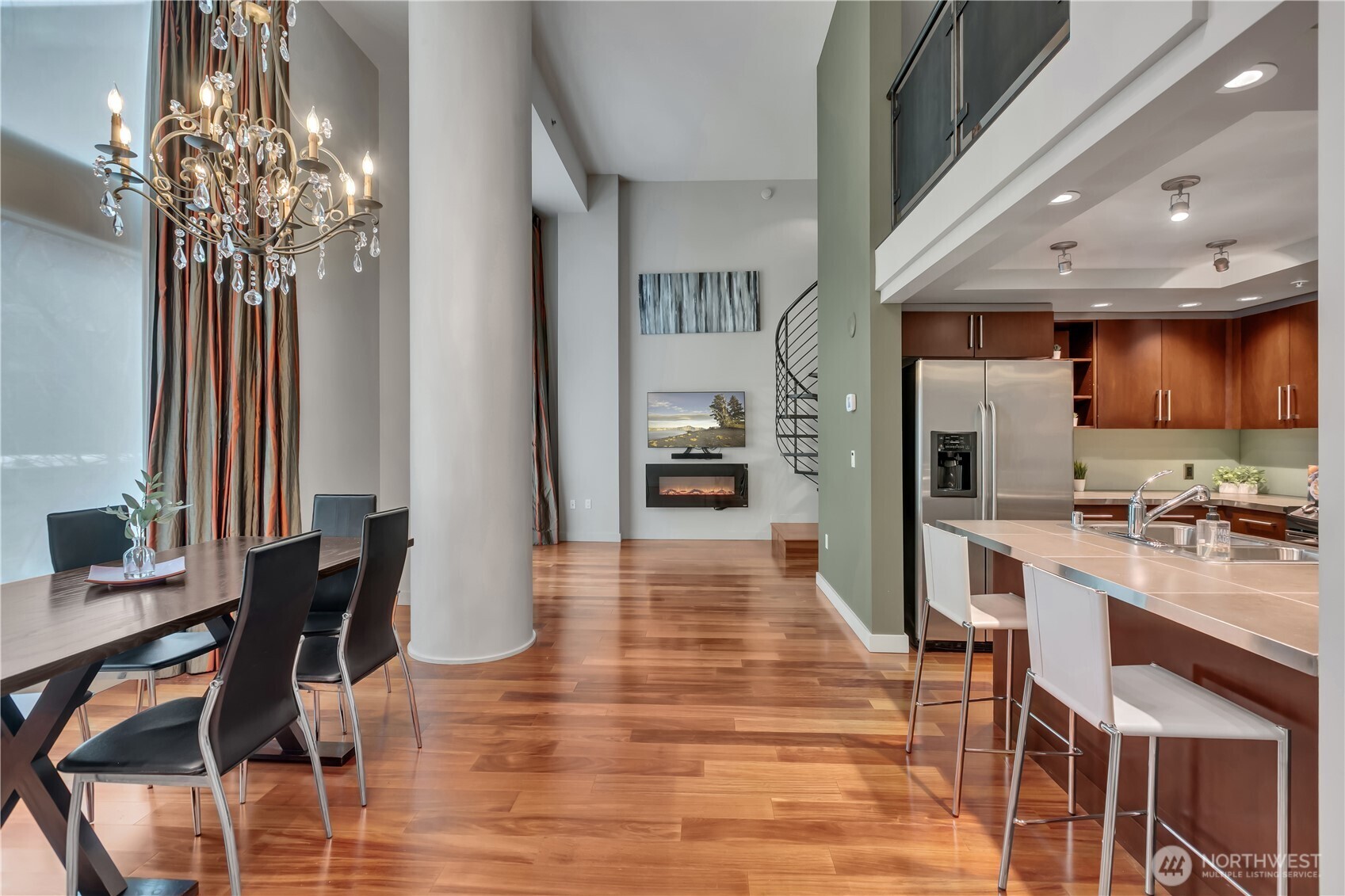 900 Lenora Street Seattle WA 98121